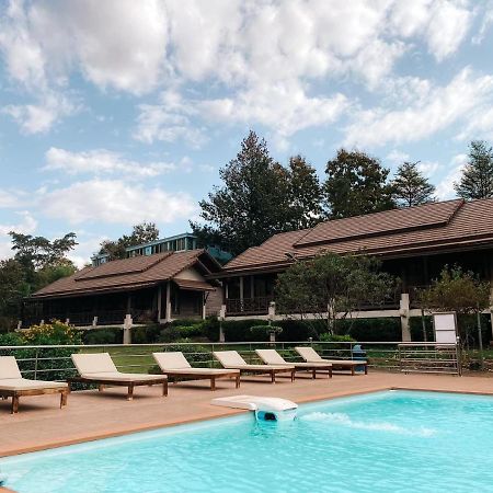 Phubachiang Golf & Resort Pakse Ngoại thất bức ảnh