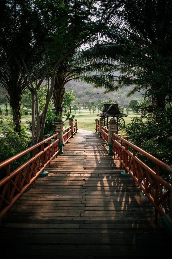 Phubachiang Golf & Resort Pakse Ngoại thất bức ảnh