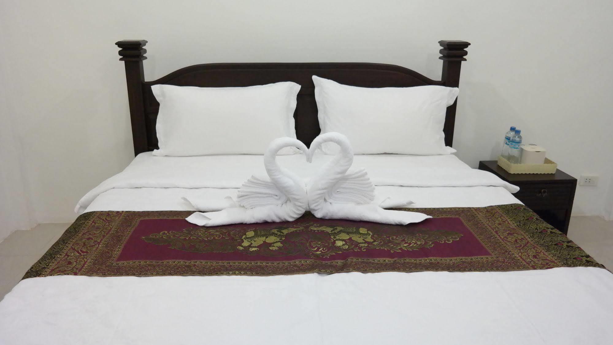 Phubachiang Golf & Resort Pakse Ngoại thất bức ảnh