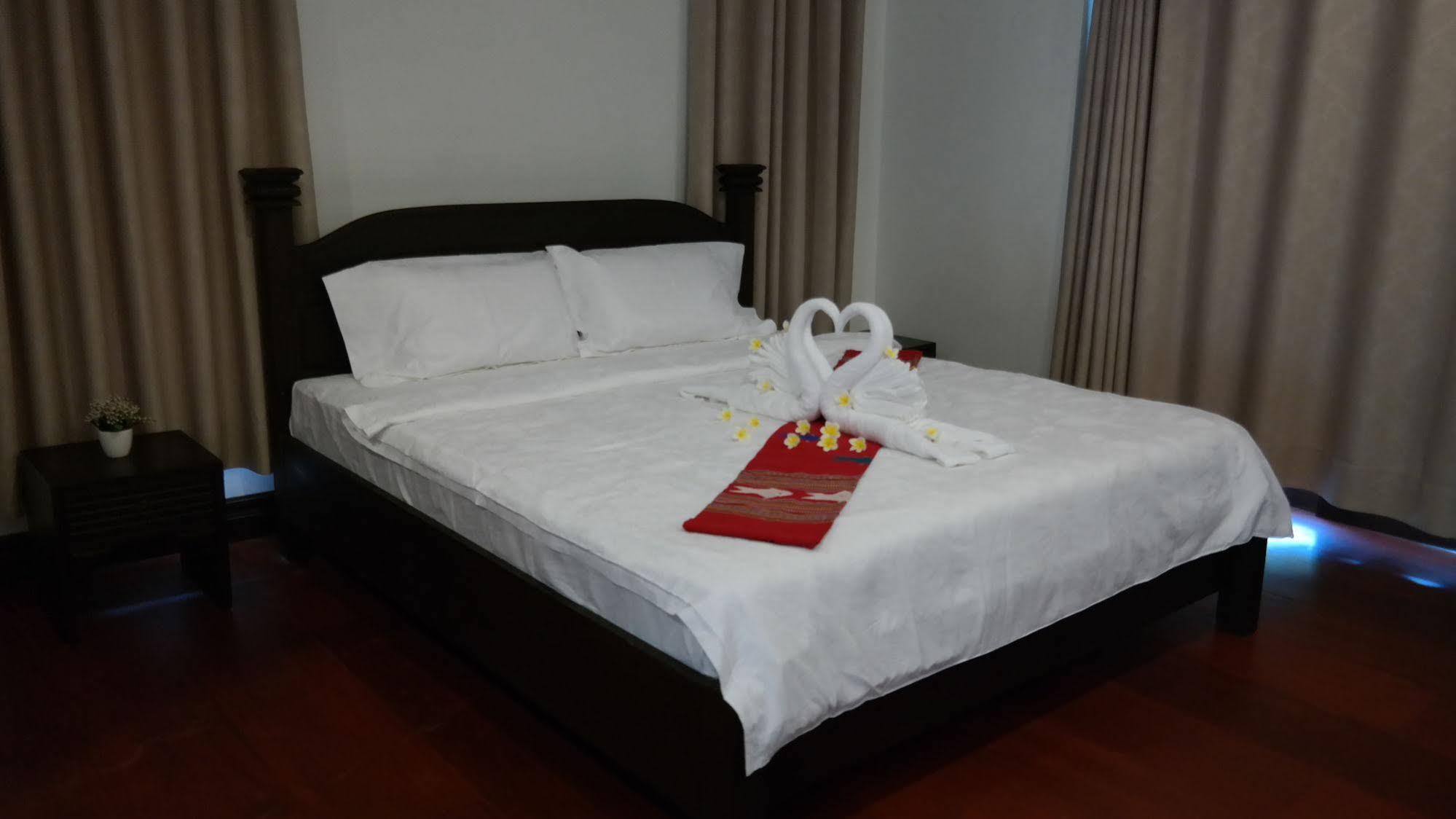 Phubachiang Golf & Resort Pakse Ngoại thất bức ảnh