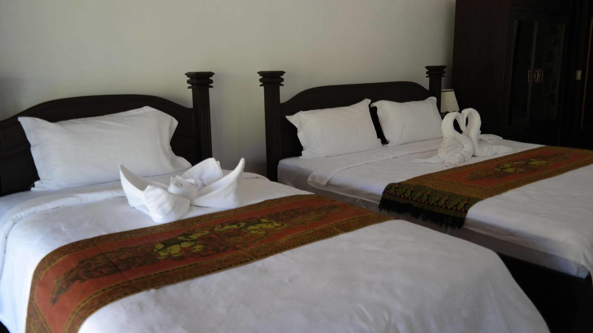 Phubachiang Golf & Resort Pakse Ngoại thất bức ảnh
